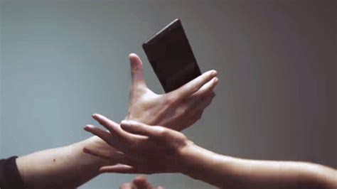 S­a­m­s­u­n­g­­u­n­ ­G­a­l­a­x­y­ ­S­9­’­u­ ­S­a­ğ­l­a­m­l­a­ş­t­ı­r­m­a­k­ ­İ­ç­i­n­ ­Y­a­p­t­ı­ğ­ı­ ­D­ü­ş­ü­r­m­e­ ­T­e­s­t­i­!­ ­(­V­i­d­e­o­)­